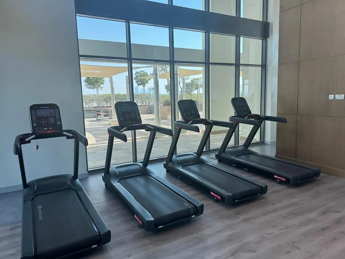 Studio Free Parking Pet Friendly Near Downtown Dubai Apartment