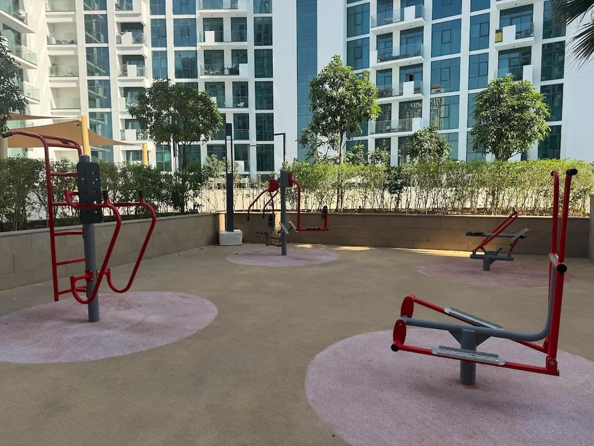 Apartment Studio Free Parking Pet Friendly Near Downtown Dubai